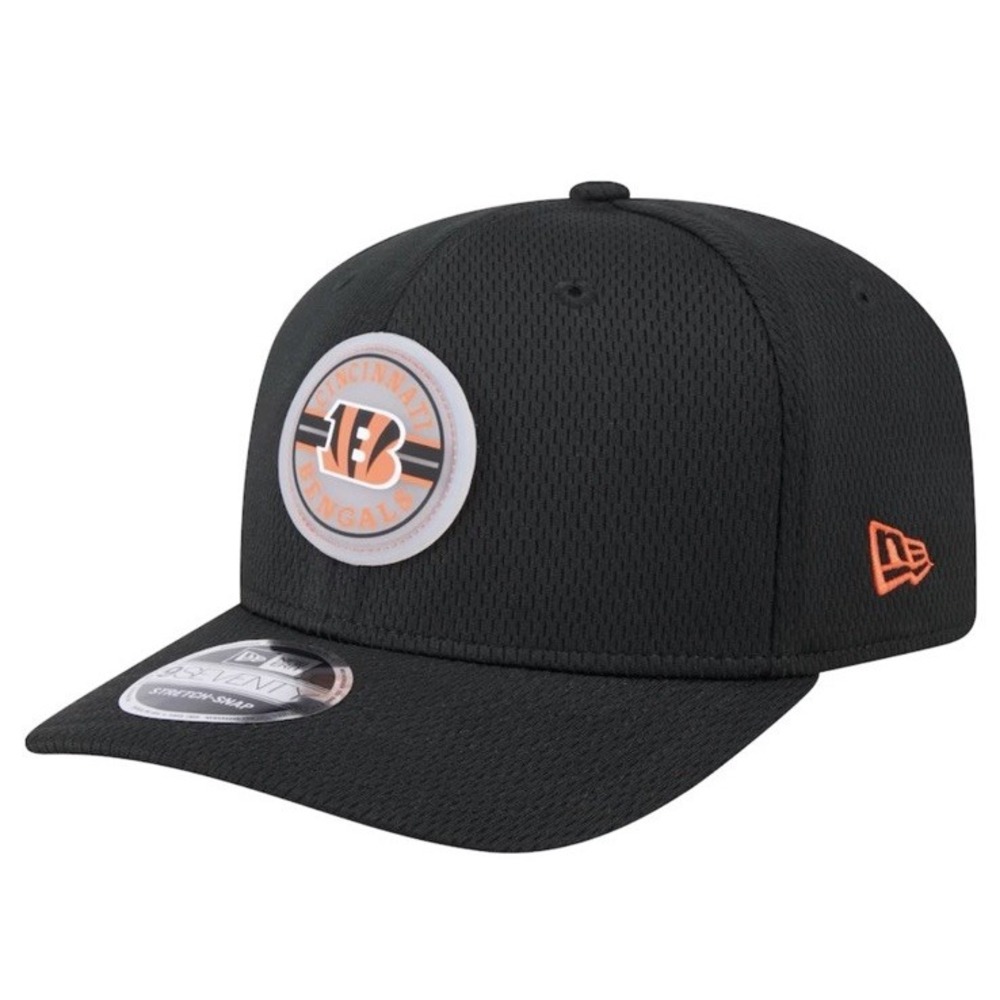 Cincinnati Bengals New Era Patched 9SEVENTY Stretch-Snap Adjustable Hat Black